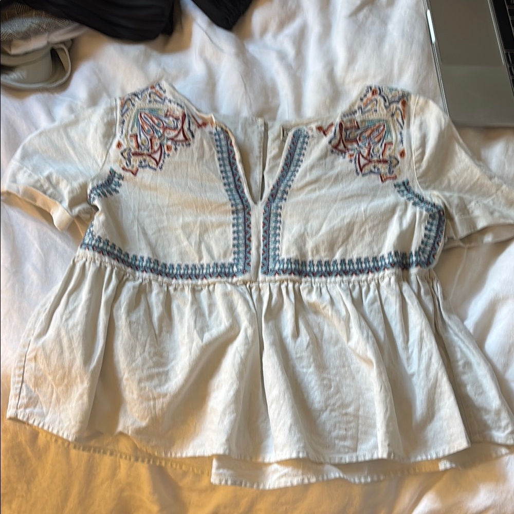 Abercrombie & Fitch White Embroidered Peplum Blouse